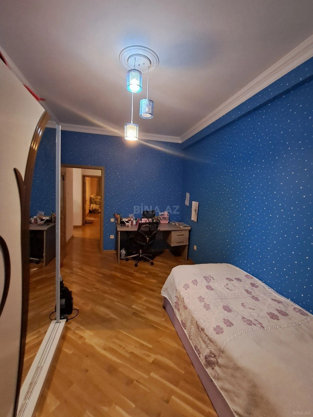 Satılır 3 otaqlı mənzil 90 m²