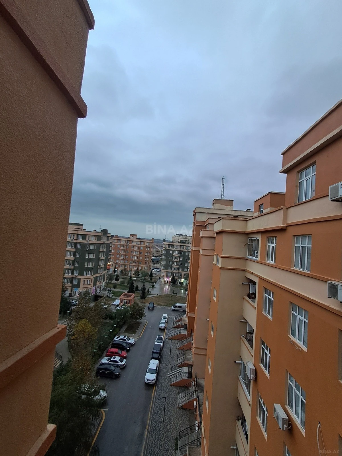 Satılır 3 otaqlı mənzil 90 m²