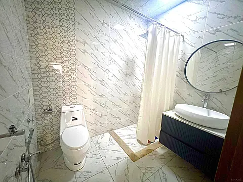 Satılır 3 otaqlı mənzil 110 m²