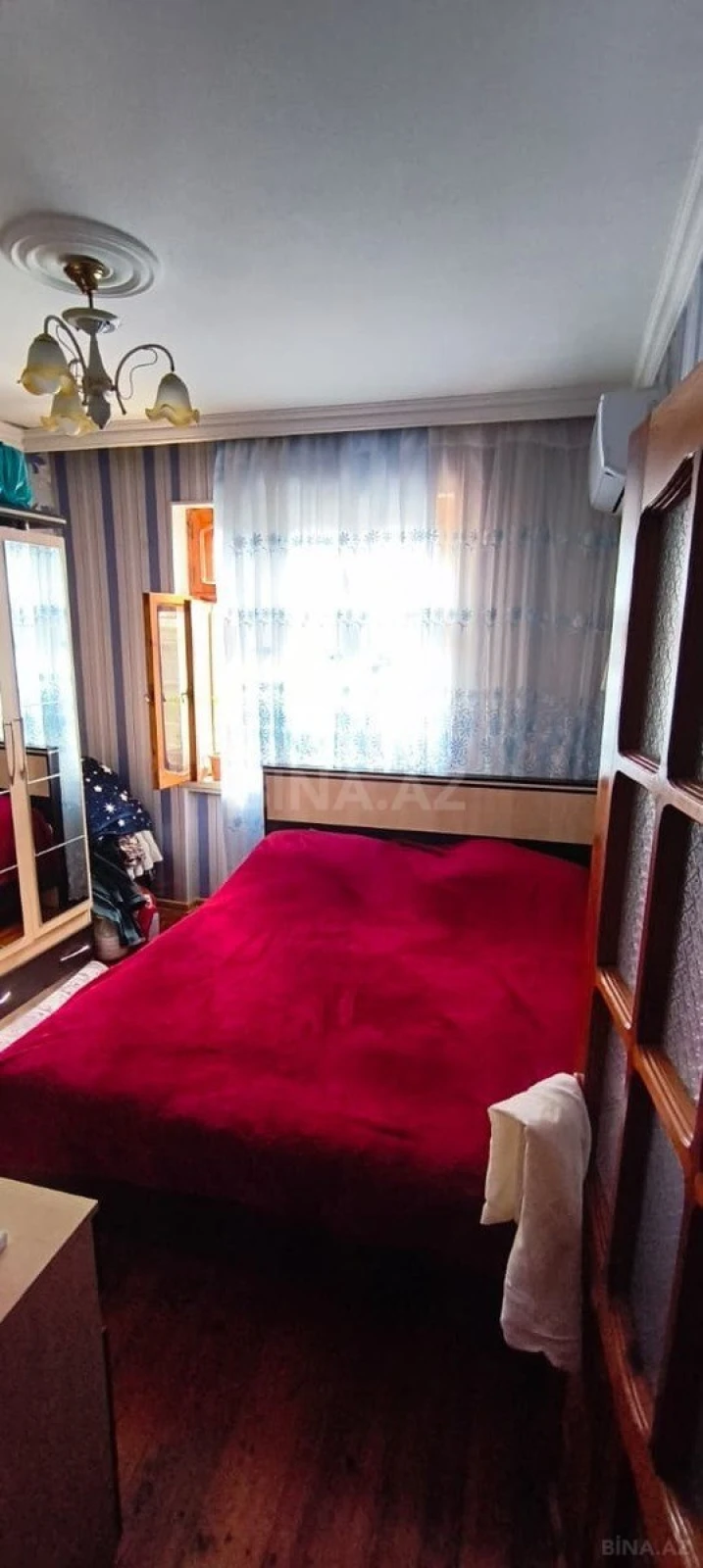 Satılır 5 otaqlı mənzil 100 m²