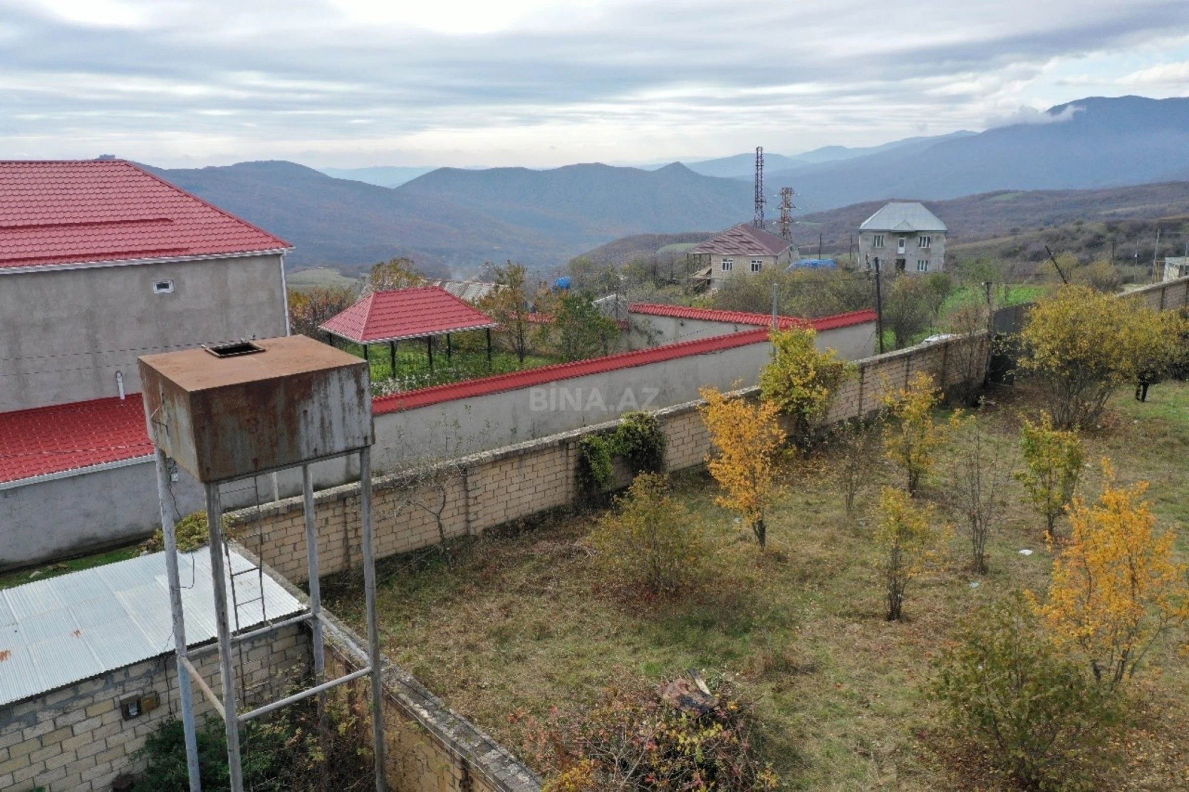 Satılır torpaq sahəsi 6 m²