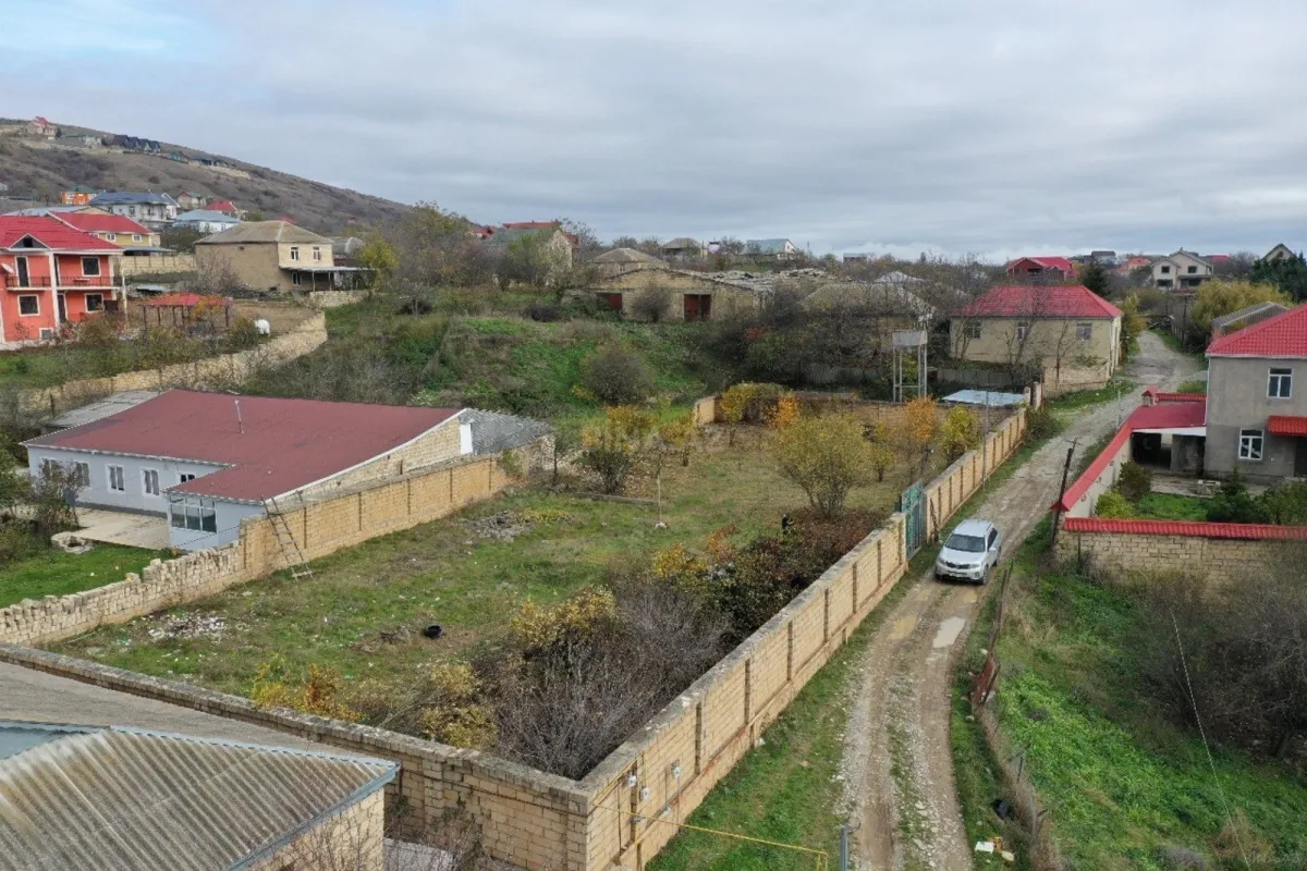 Satılır torpaq sahəsi 6 m²