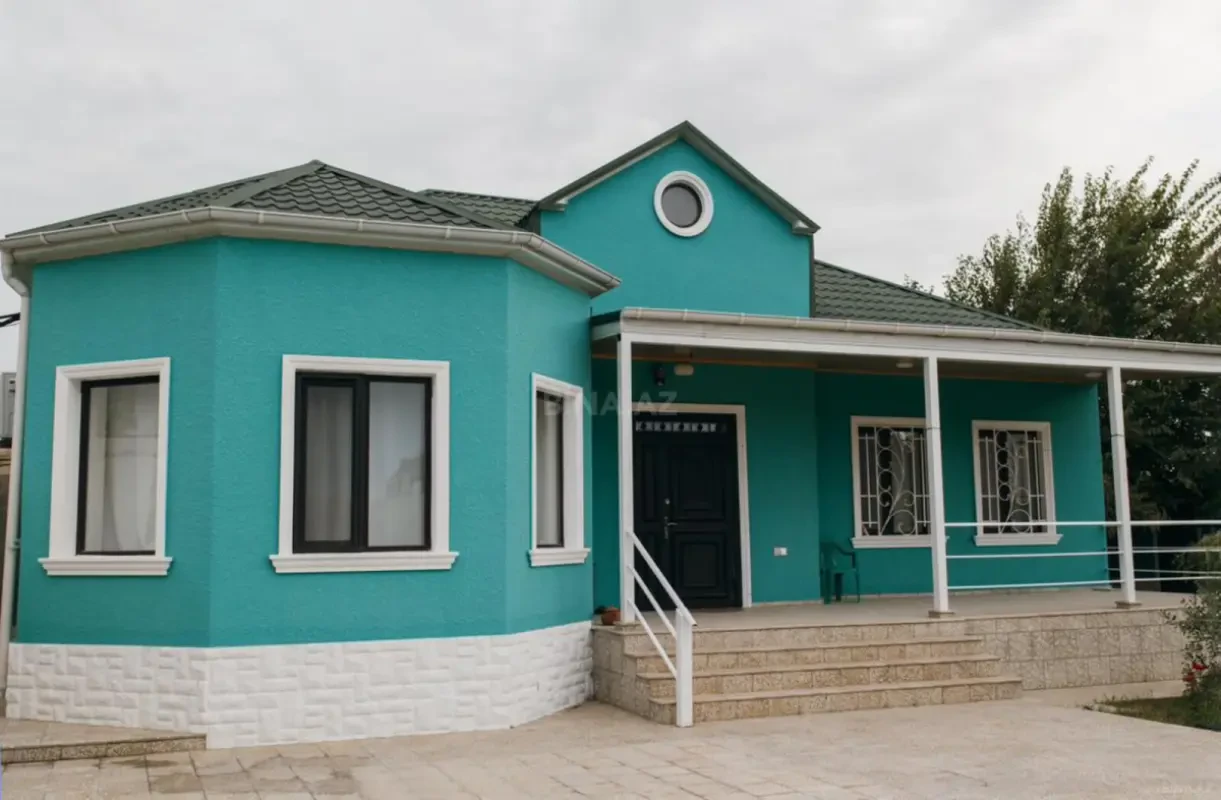 Satılır 4 otaqlı həyət evi 140 m²