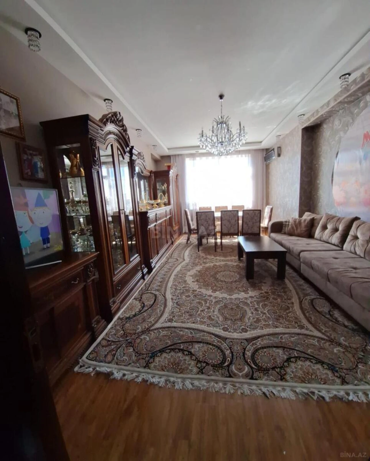 Satılır 3 otaqlı mənzil 125 m²