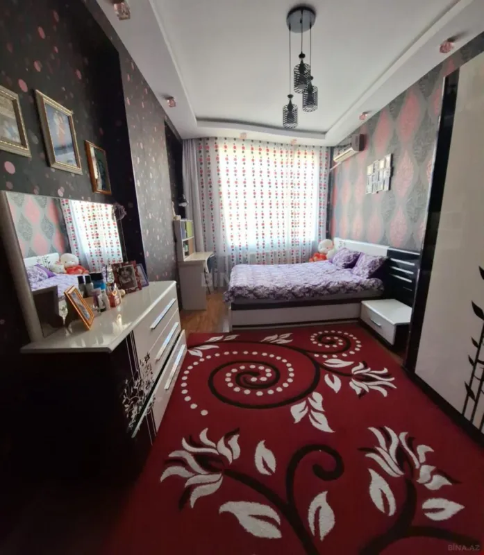 Satılır 3 otaqlı mənzil 125 m²
