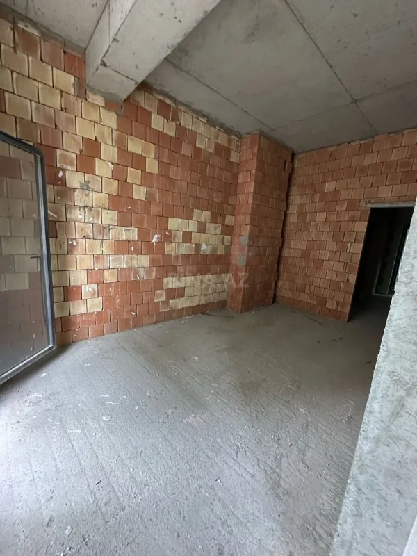 Satılır 2 otaqlı mənzil 70 m²