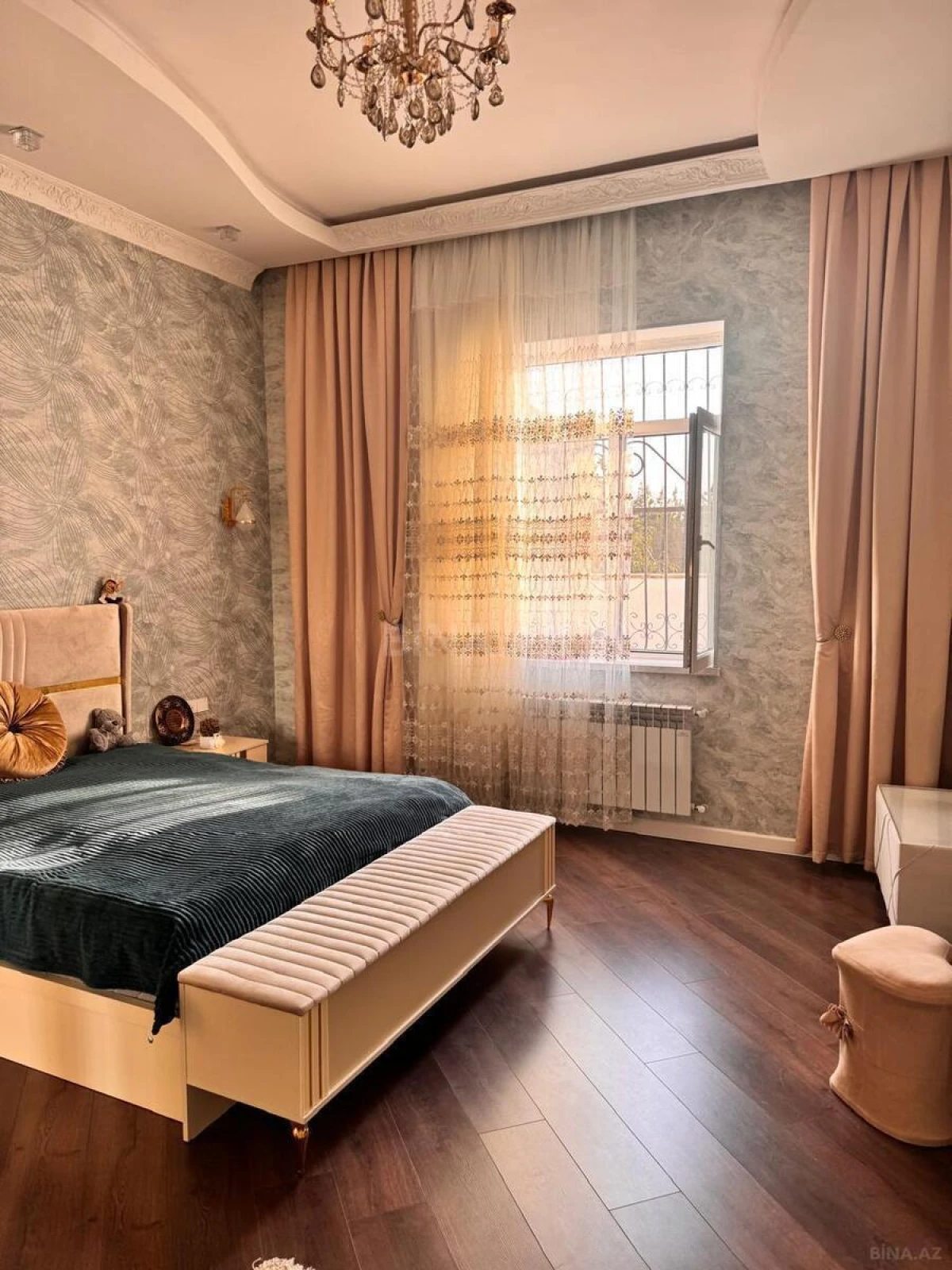 Satılır 4 otaqlı həyət evi 205 m²
