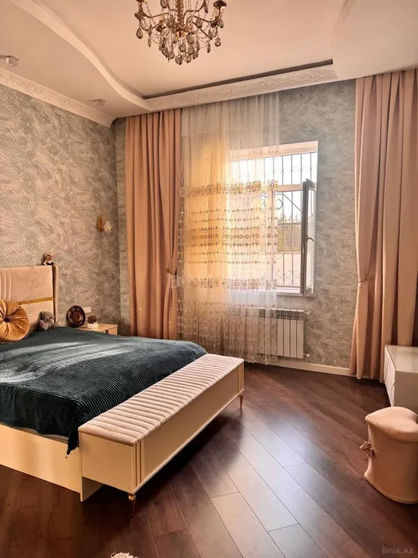 Satılır 4 otaqlı həyət evi 205 m²