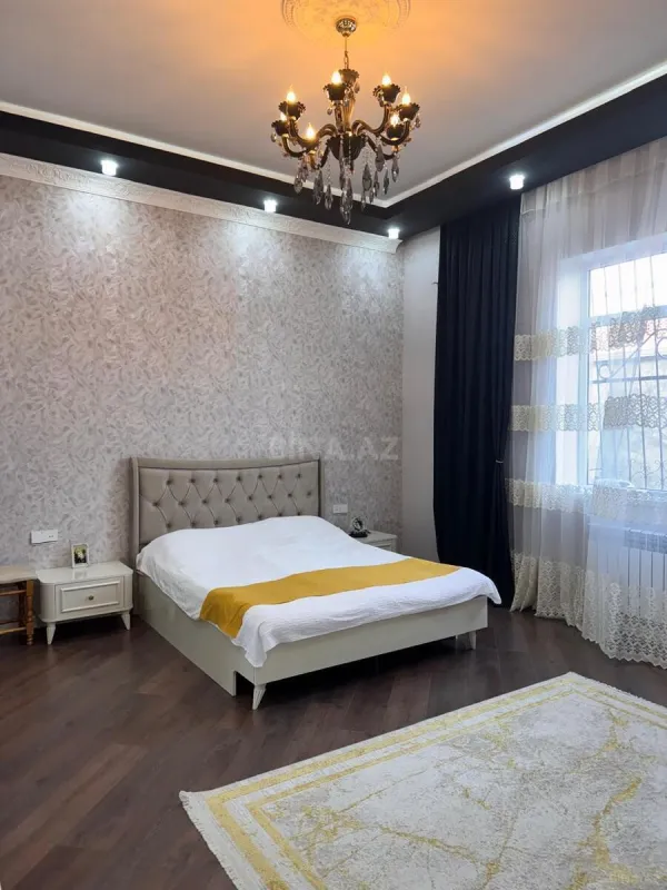 Satılır 4 otaqlı həyət evi 205 m²