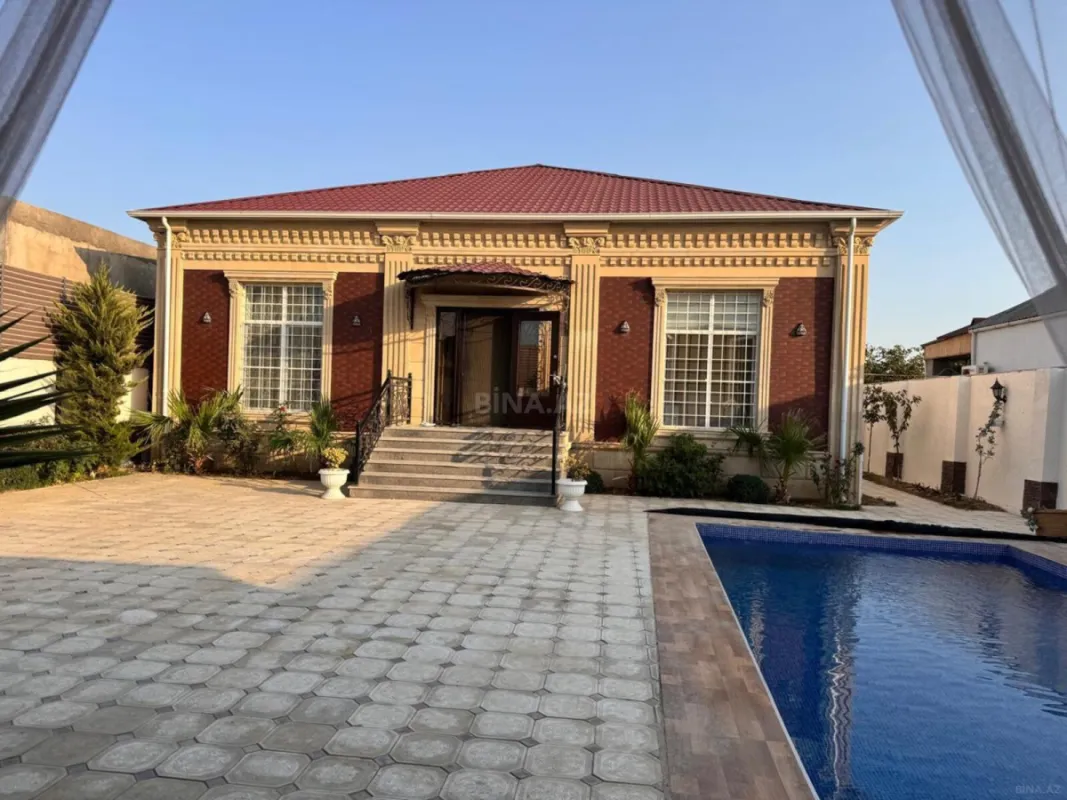 Satılır 4 otaqlı həyət evi 205 m²