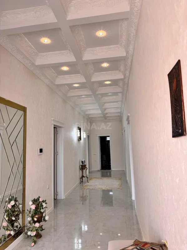 Satılır 4 otaqlı həyət evi 205 m²