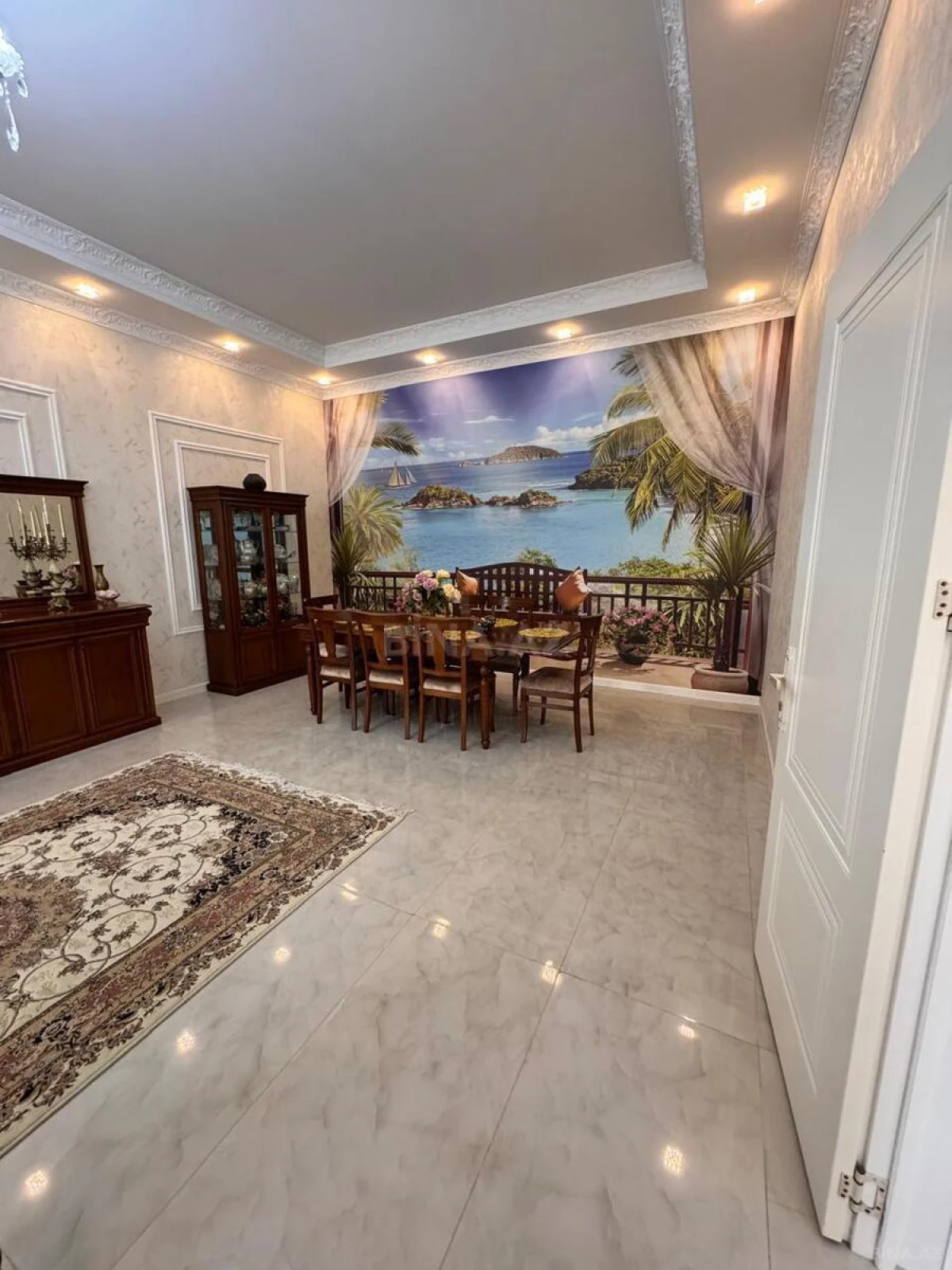 Satılır 4 otaqlı həyət evi 205 m²