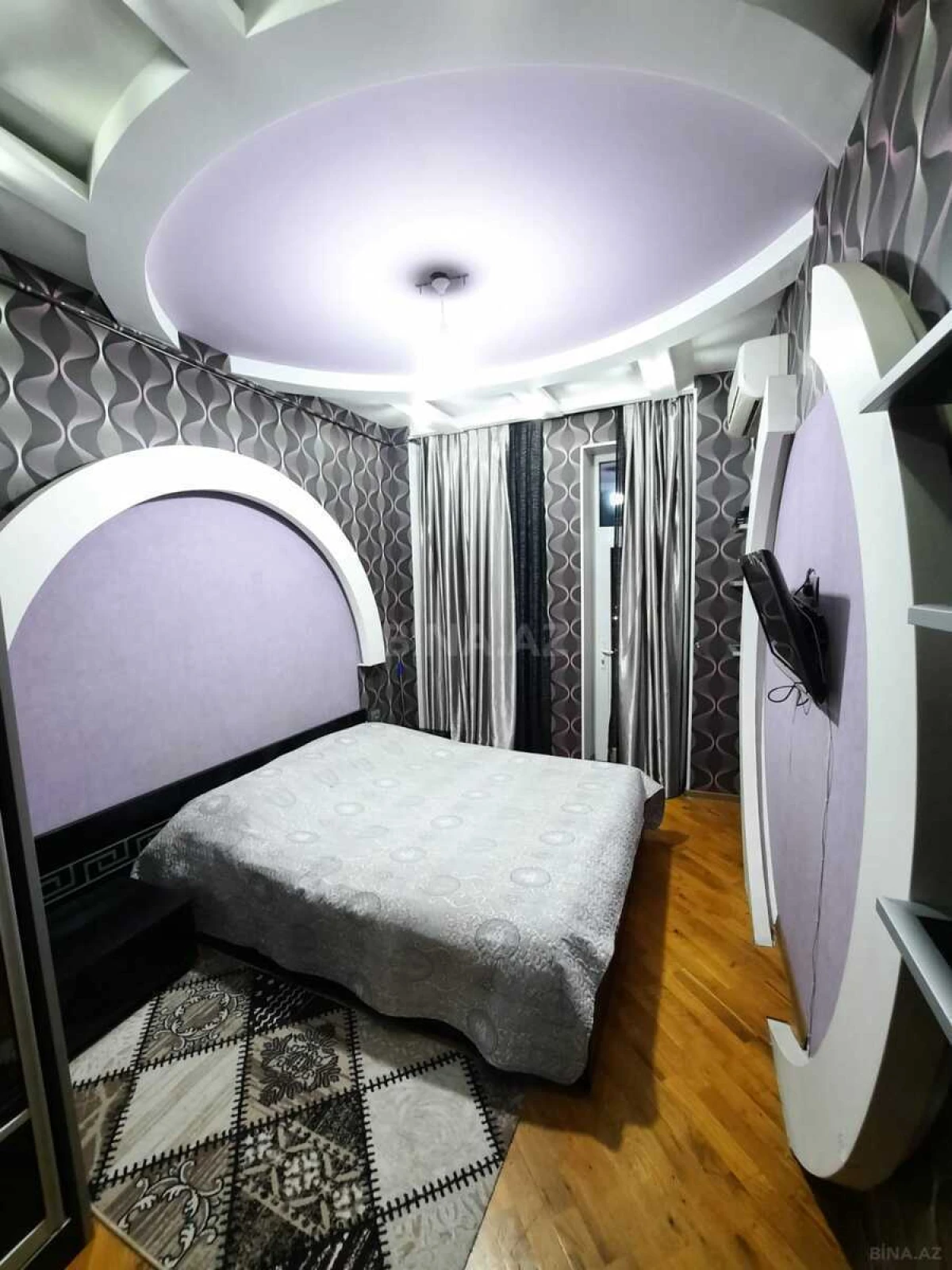 Satılır 2 otaqlı mənzil 65 m²