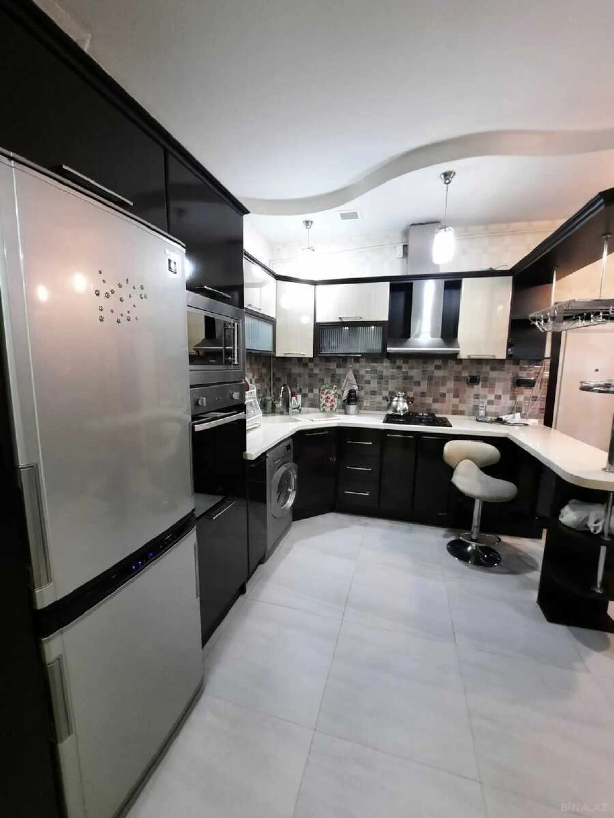 Satılır 2 otaqlı mənzil 65 m²