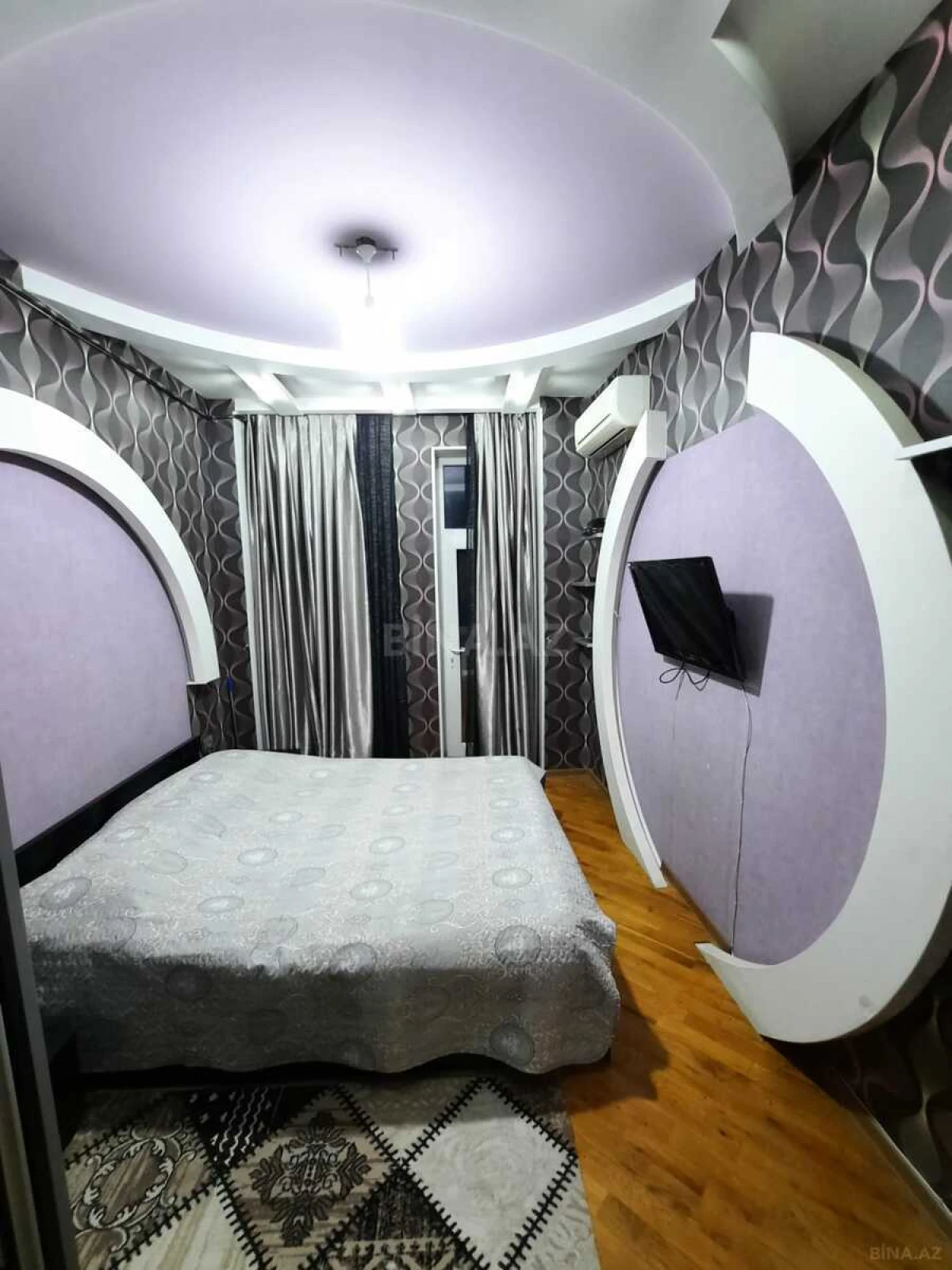 Satılır 2 otaqlı mənzil 65 m²