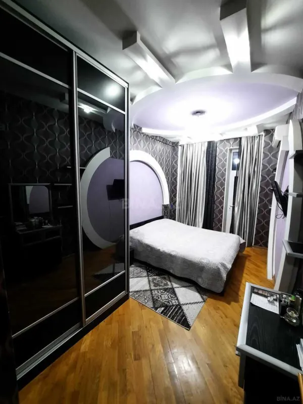 Satılır 2 otaqlı mənzil 65 m²