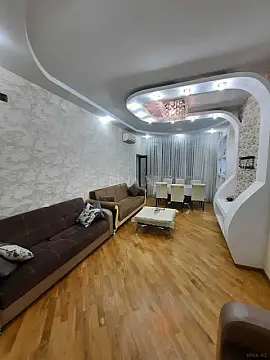 Satılır 2 otaqlı mənzil 65 m²