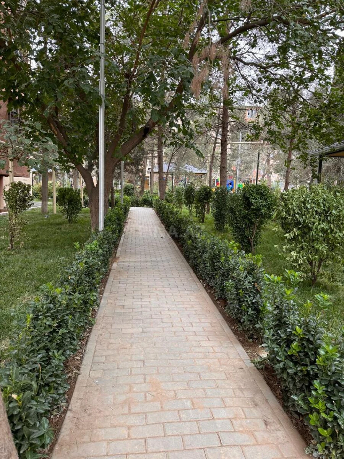 Satılır 2 otaqlı mənzil 65 m²