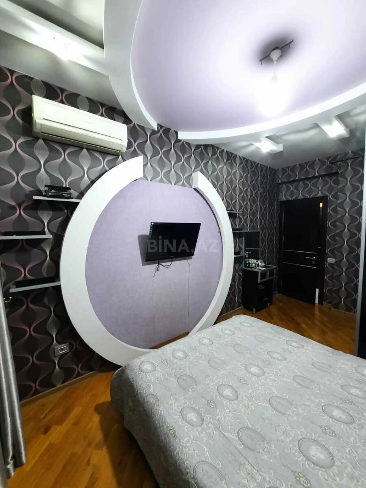 Satılır 2 otaqlı mənzil 65 m²