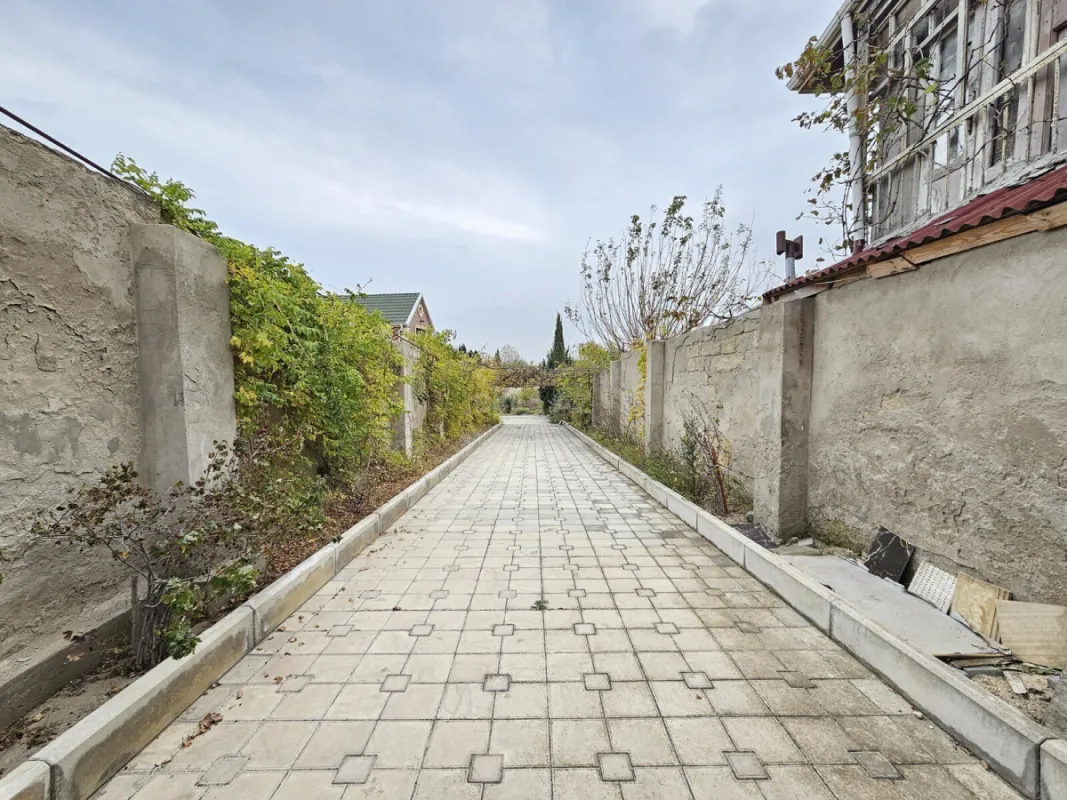 Satılır 5 otaqlı həyət evi 190 m²