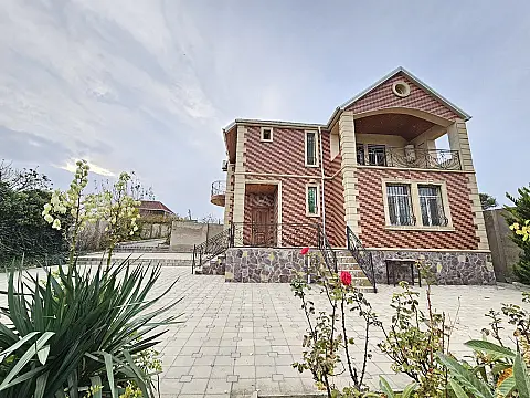 Satılır 5 otaqlı həyət evi 190 m² — Bakı, Novxanı 5 otaq 190.00 m²