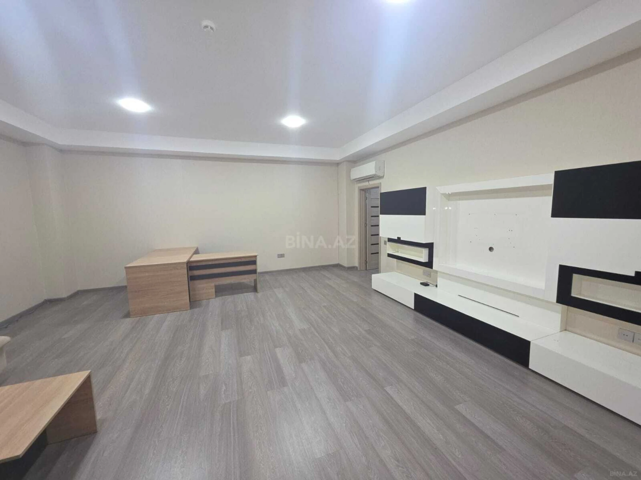 Kirayə verilir 1 otaqlı ofis 60 m²