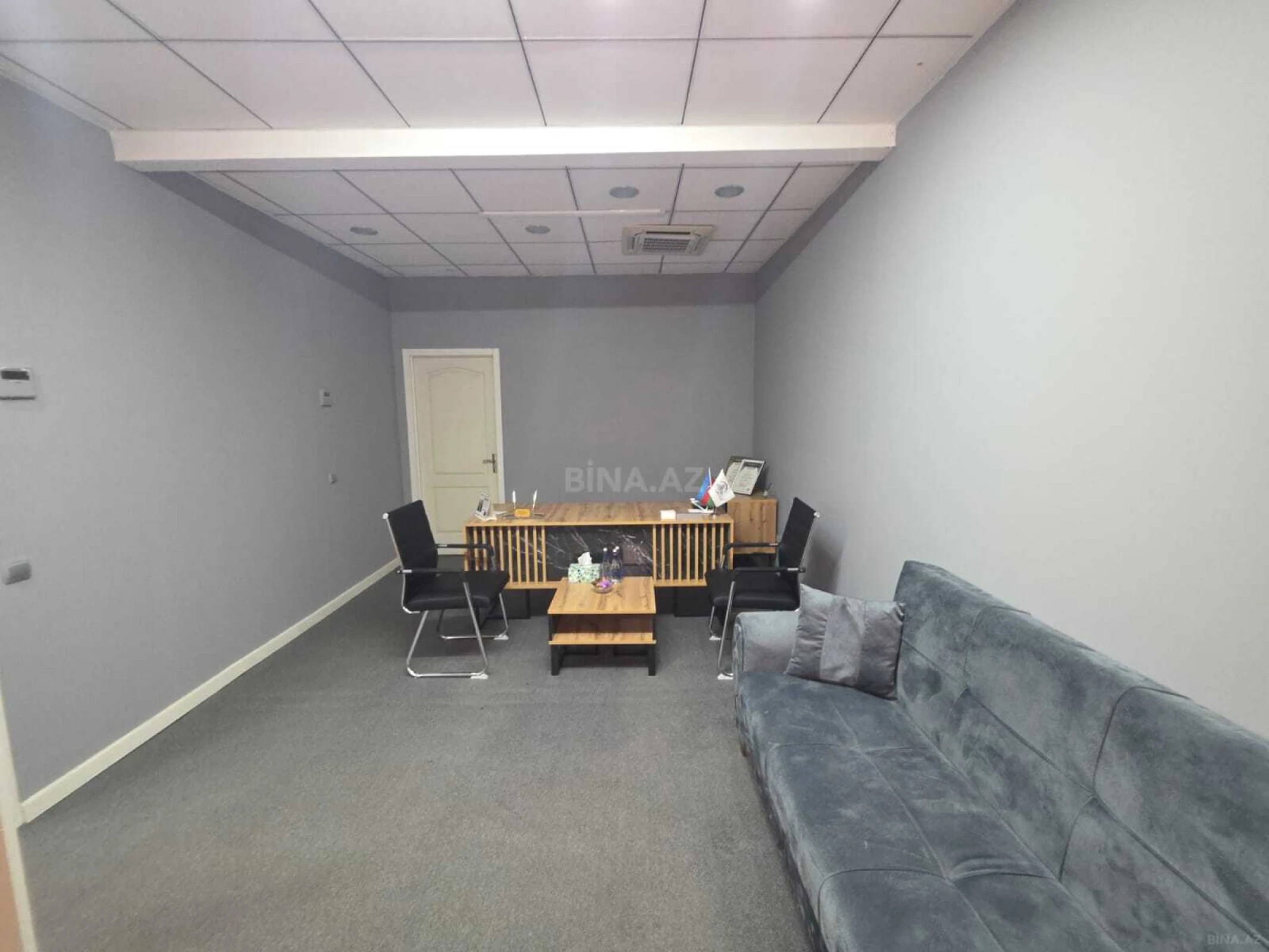 Kirayə verilir 4 otaqlı ofis 180 m²