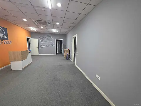 Kirayə verilir 4 otaqlı ofis 180 m²
