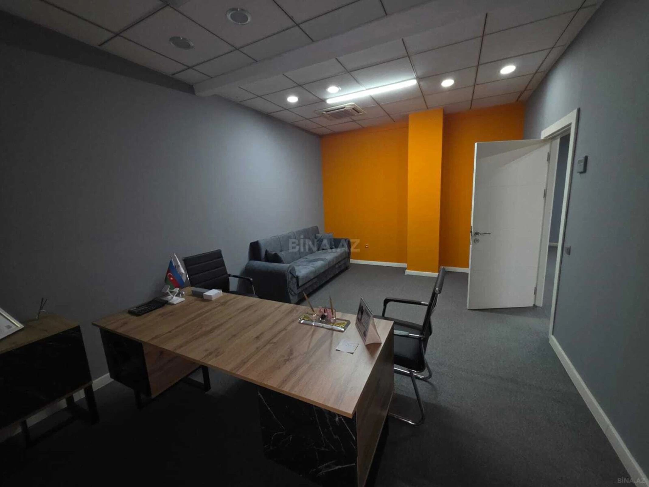 Kirayə verilir 4 otaqlı ofis 180 m²