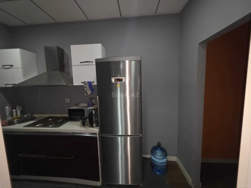 Kirayə verilir 4 otaqlı ofis 180 m²