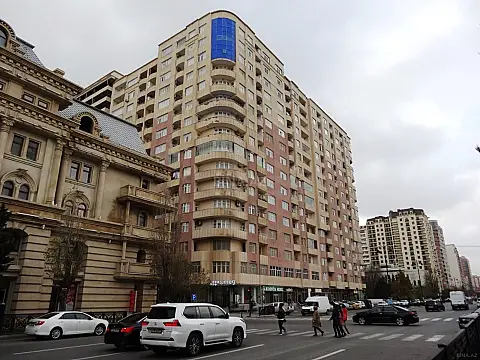 Satılır 3 otaqlı mənzil 120 m² — Bakı, Nəsimi 3 otaq 120.00 m²