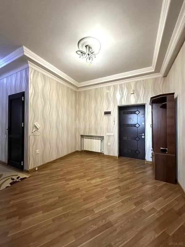 Satılır 3 otaqlı mənzil 120 m²