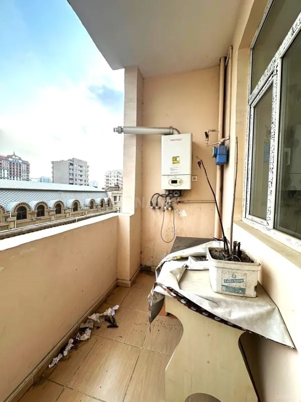 Satılır 3 otaqlı mənzil 120 m²