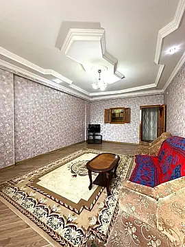 Satılır 3 otaqlı mənzil 120 m²