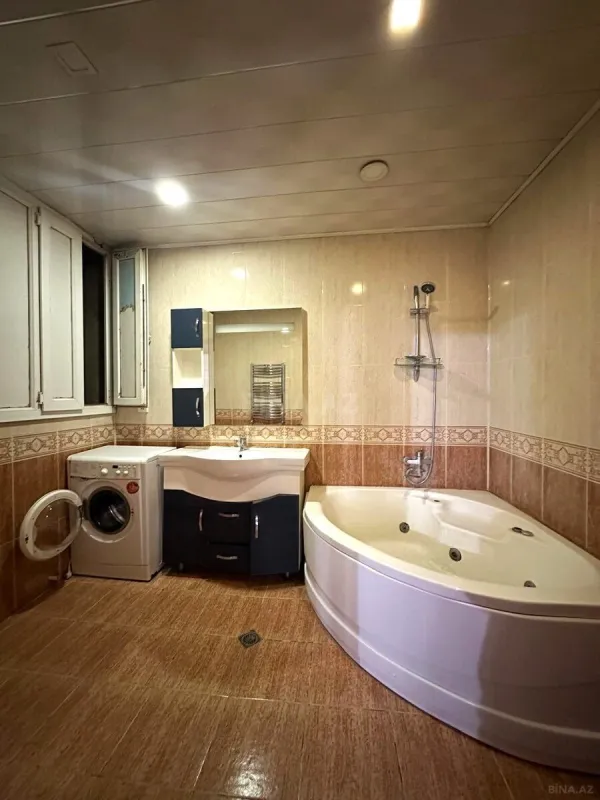 Satılır 3 otaqlı mənzil 120 m²