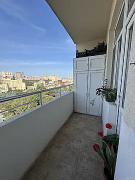 Satılır 3 otaqlı mənzil 95 m²