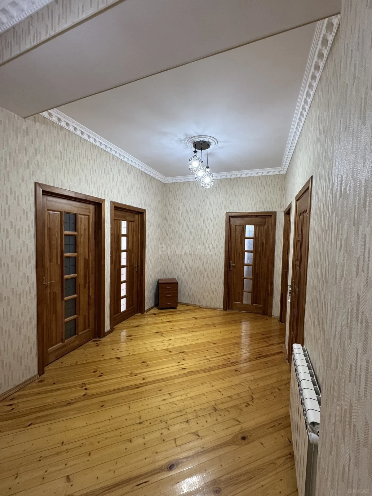 Satılır 3 otaqlı mənzil 95 m²