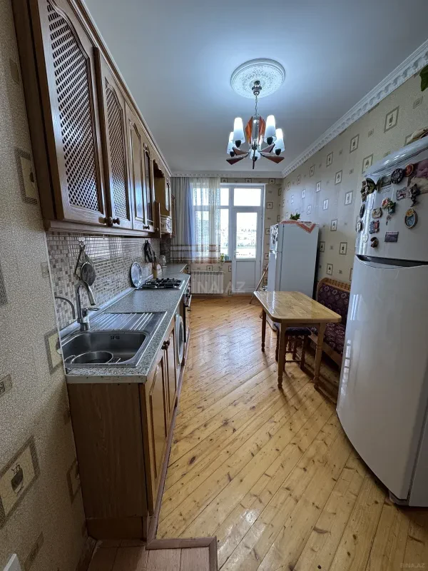 Satılır 3 otaqlı mənzil 95 m²