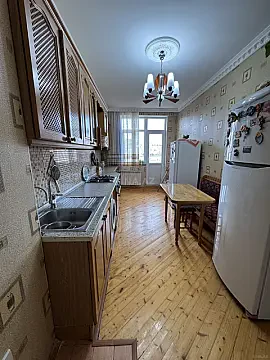 Satılır 3 otaqlı mənzil 95 m²