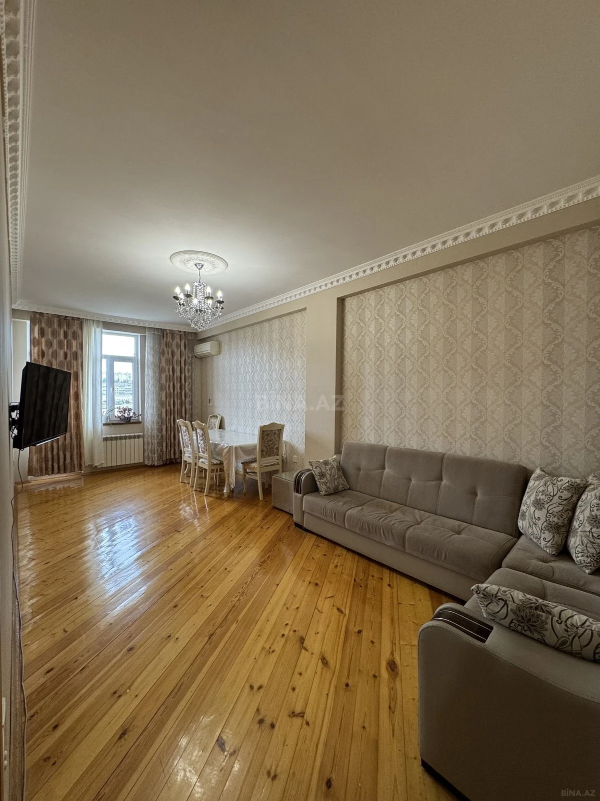 Satılır 3 otaqlı mənzil 95 m²