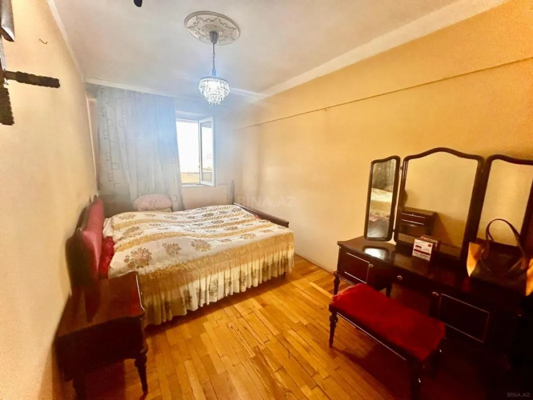 Satılır 3 otaqlı mənzil 100 m²