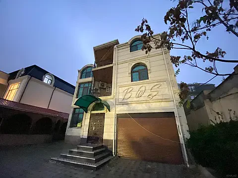 Satılır 7 otaqlı həyət evi 300 m² — Bakı, Badamdar 7 otaq 300.00 m²