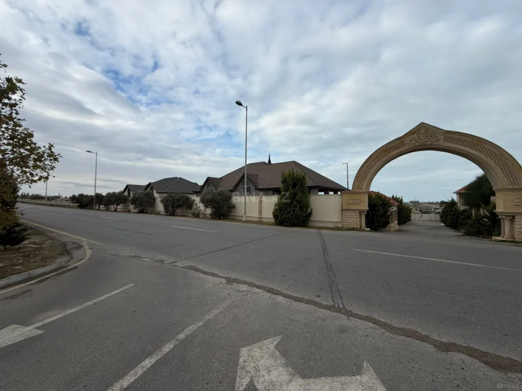 Satılır torpaq sahəsi 30 m²