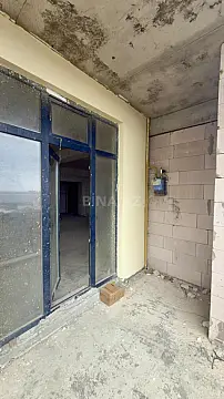 Satılır 4 otaqlı mənzil 185 m²