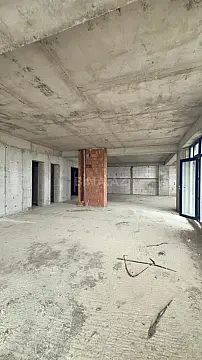 Satılır 4 otaqlı mənzil 185 m²