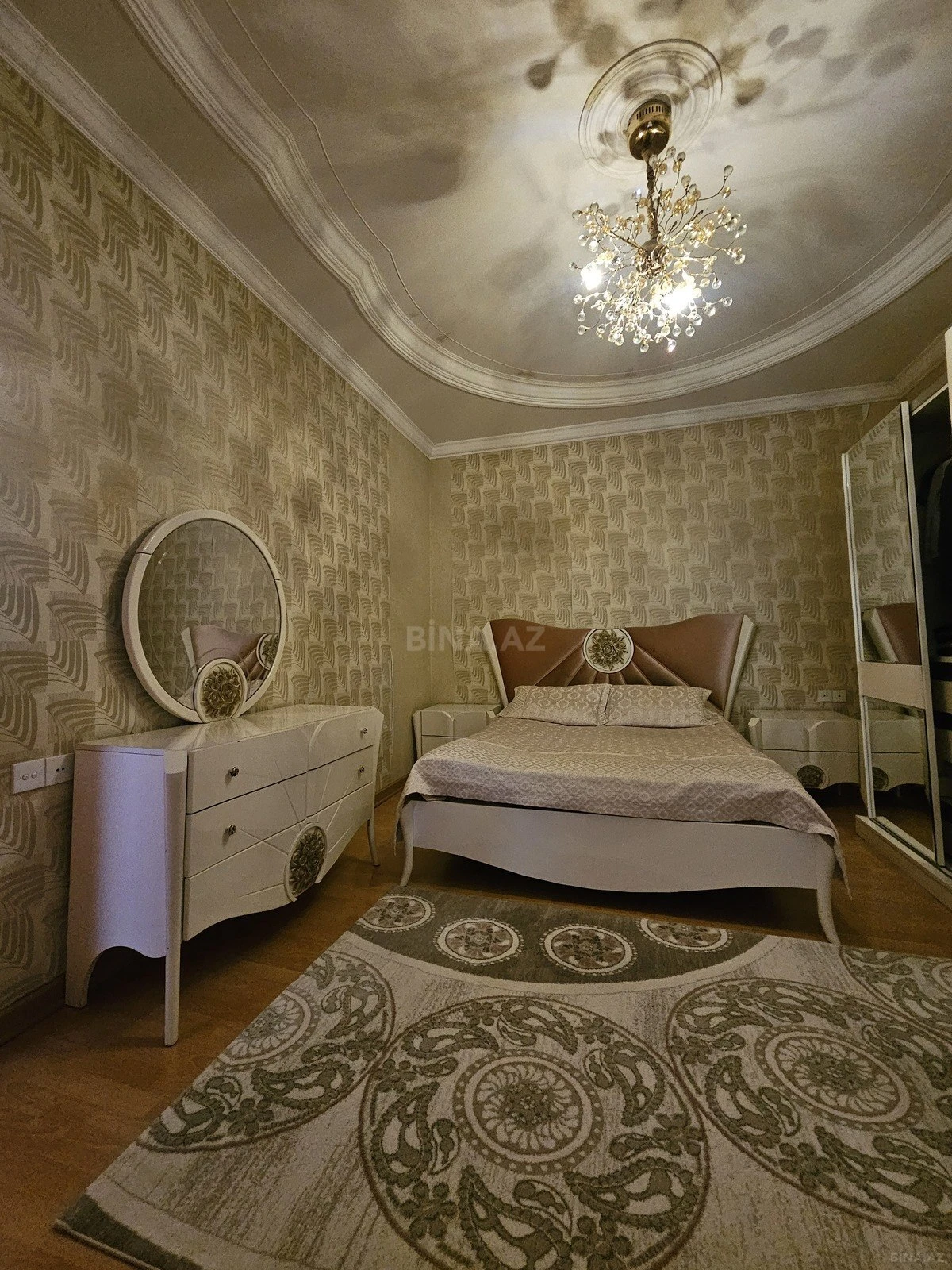 Satılır 6 otaqlı həyət evi 254.8 m²