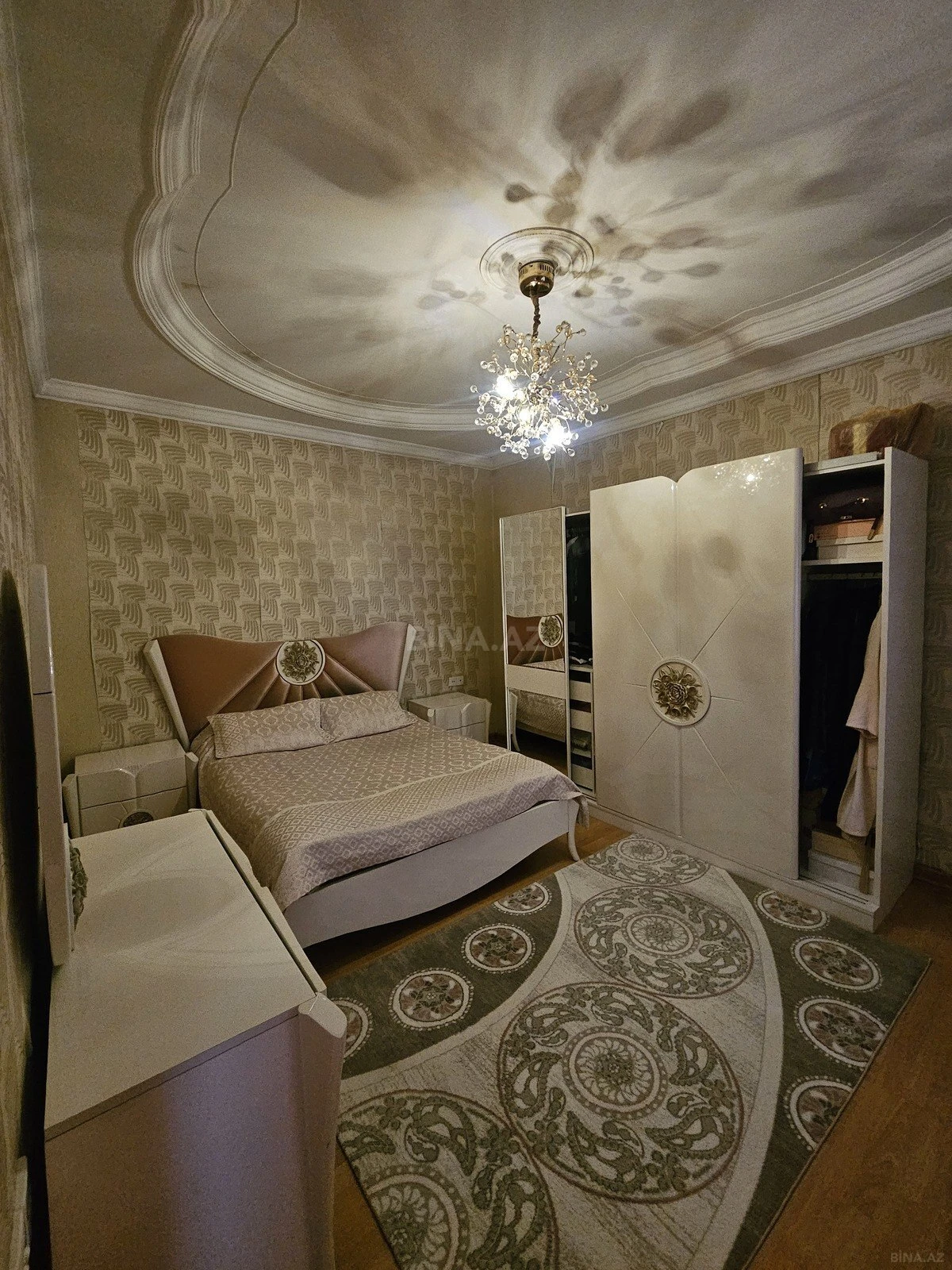 Satılır 6 otaqlı həyət evi 254.8 m²