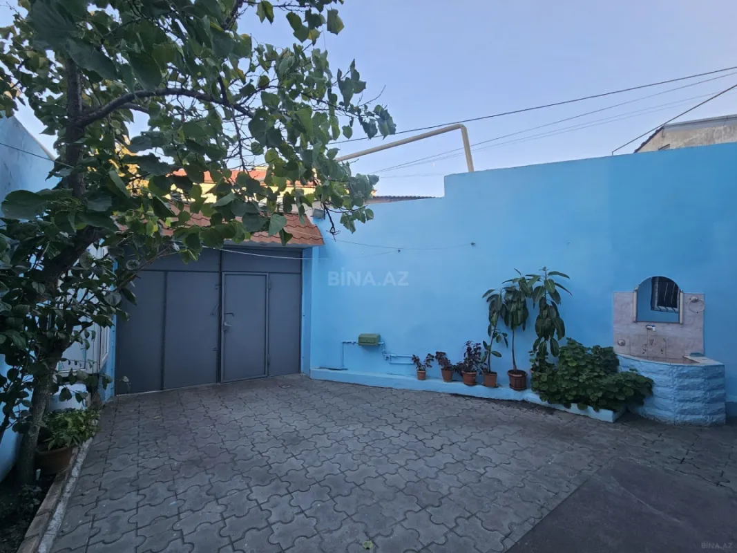 Satılır 6 otaqlı həyət evi 254.8 m²