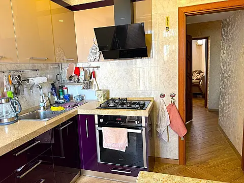 Satılır 2 otaqlı mənzil 70 m²