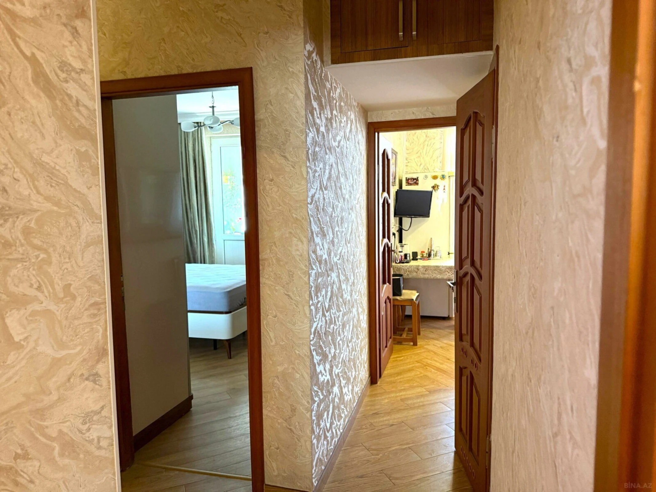 Satılır 2 otaqlı mənzil 70 m²